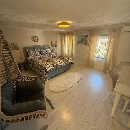 Apartment With Garden Hanja Mostar Exterior photo